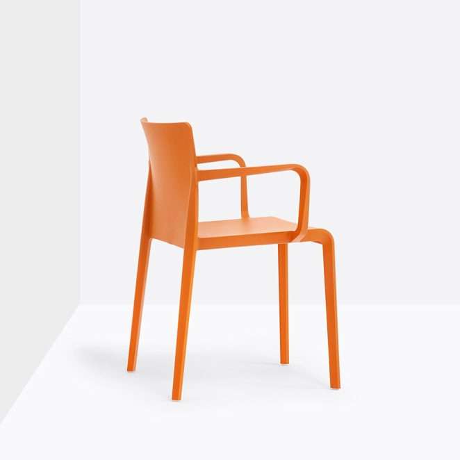 perfil de silla naranja pedrali volt 675